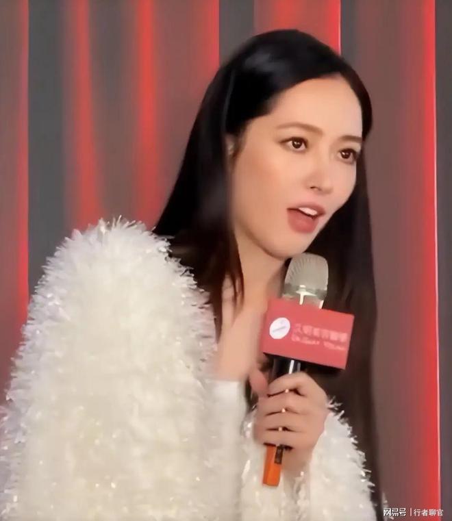 郭碧婷手撕谣言：婆婆给钱向佐带娃有时异地但豪门日子藏不住了